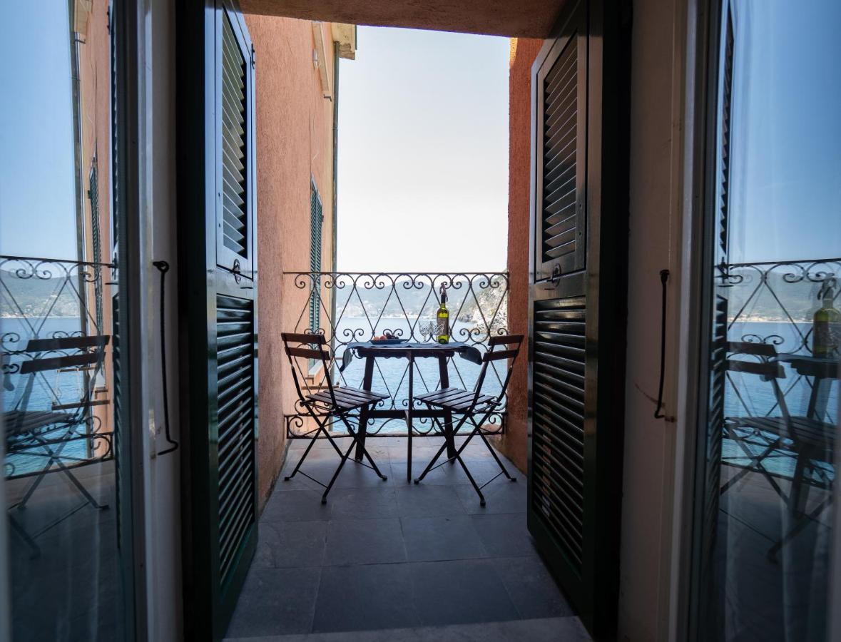 Ventega Sea View Apartment Вернацца Екстер'єр фото
